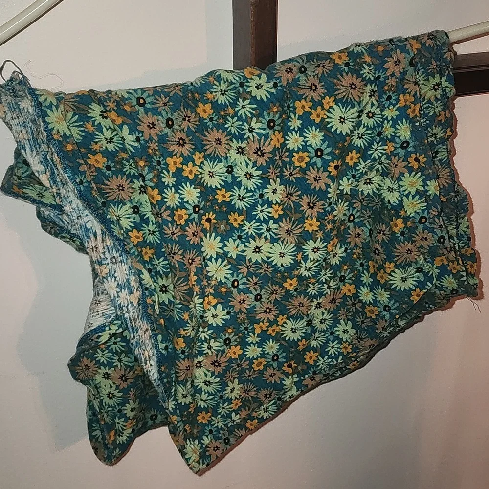 Secret Treasures chic floral